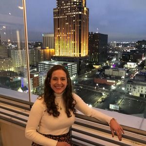 Meet your Posher, Claire